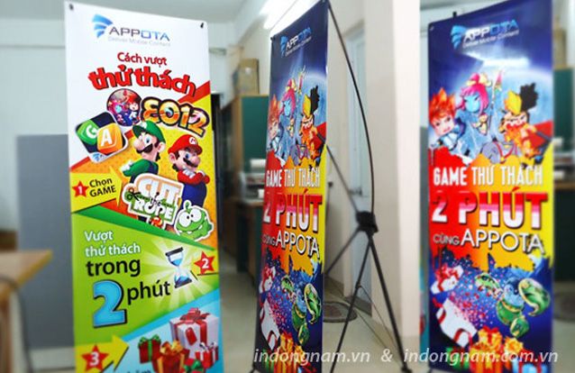 in decal pp làm banner standee
