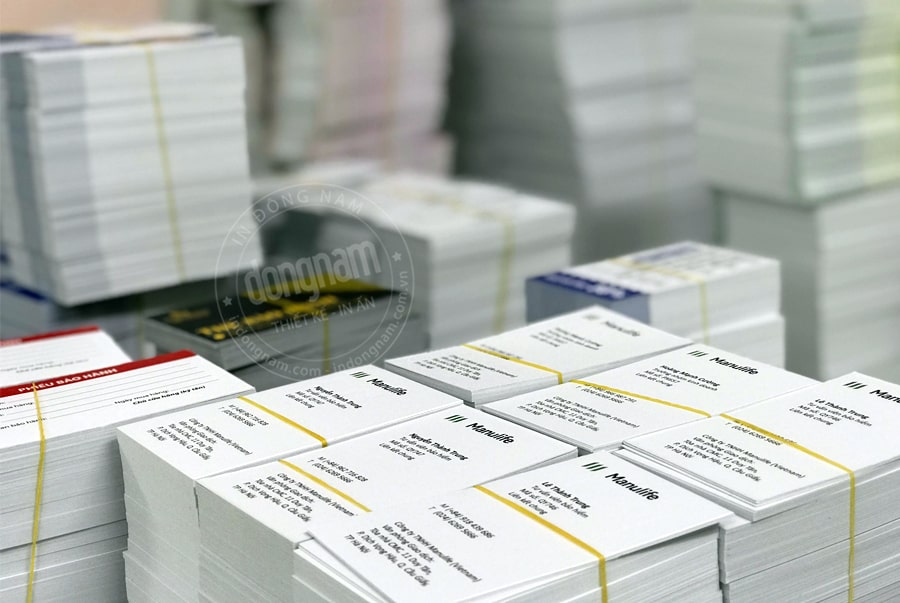 in card visit công ty bảo hiểm