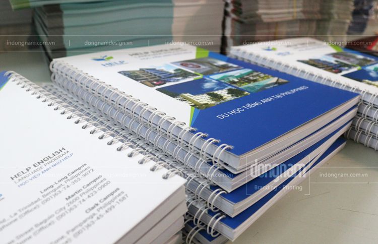 in catalogue số lượng ít đóng quyển gáy lò xo