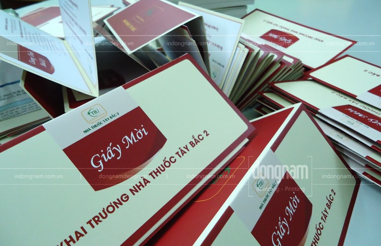 in thiệp mời khai trương, in giấy mời số lượng ít