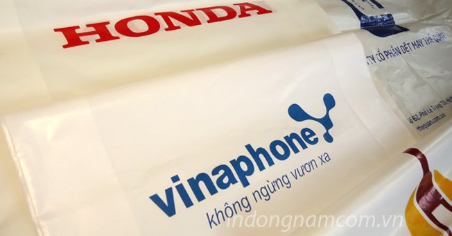 in túi ni lông màng pe đựng quà tặng cho công ty